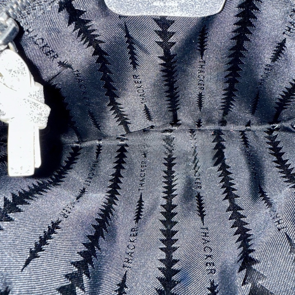 Thacker Le Pouch Silver Metallic Ring Handle 2-1 … - image 5